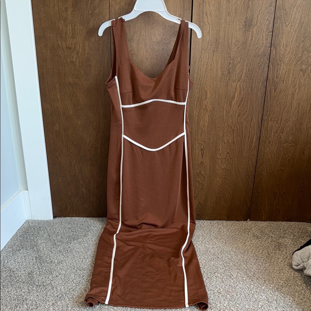 Amazon Brown Sleeveless Dress